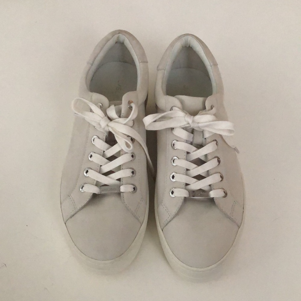 NWOT J/Slides suede sneakers in very light grey - Picture 2 of 5